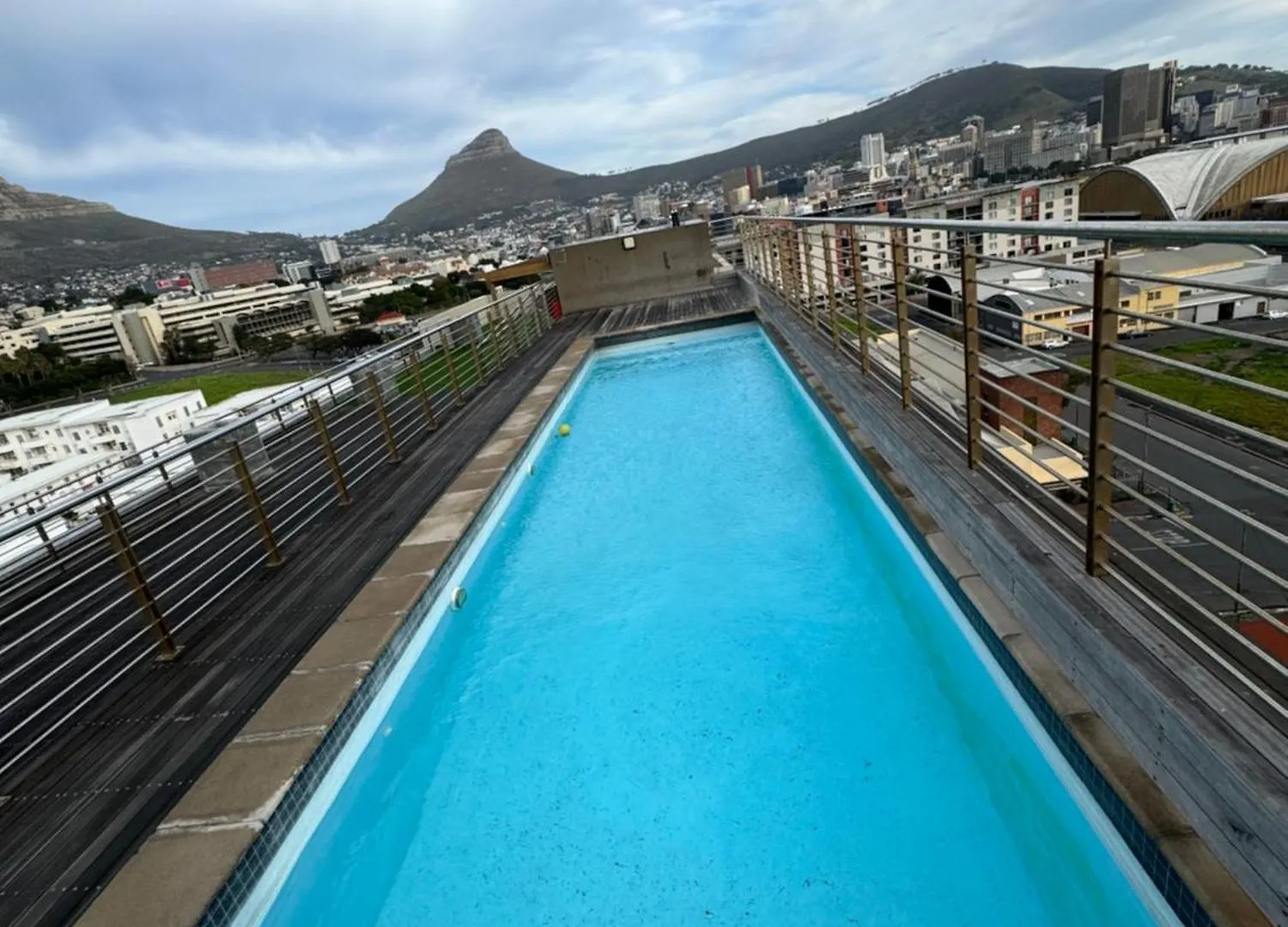 Luxury With Table Mountain View Apartment Cape Town