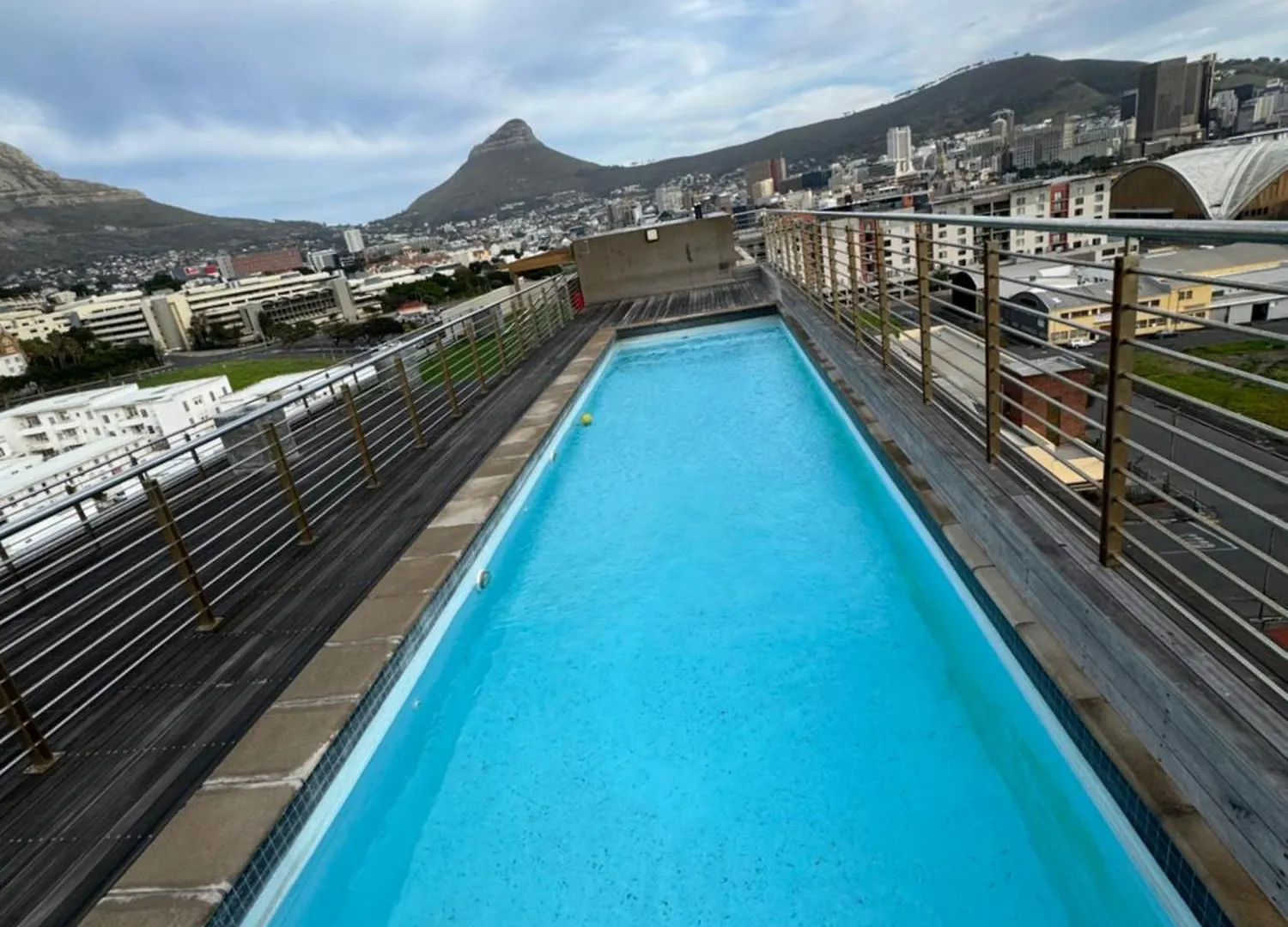Luxury With Table Mountain View Apartment Cape Town