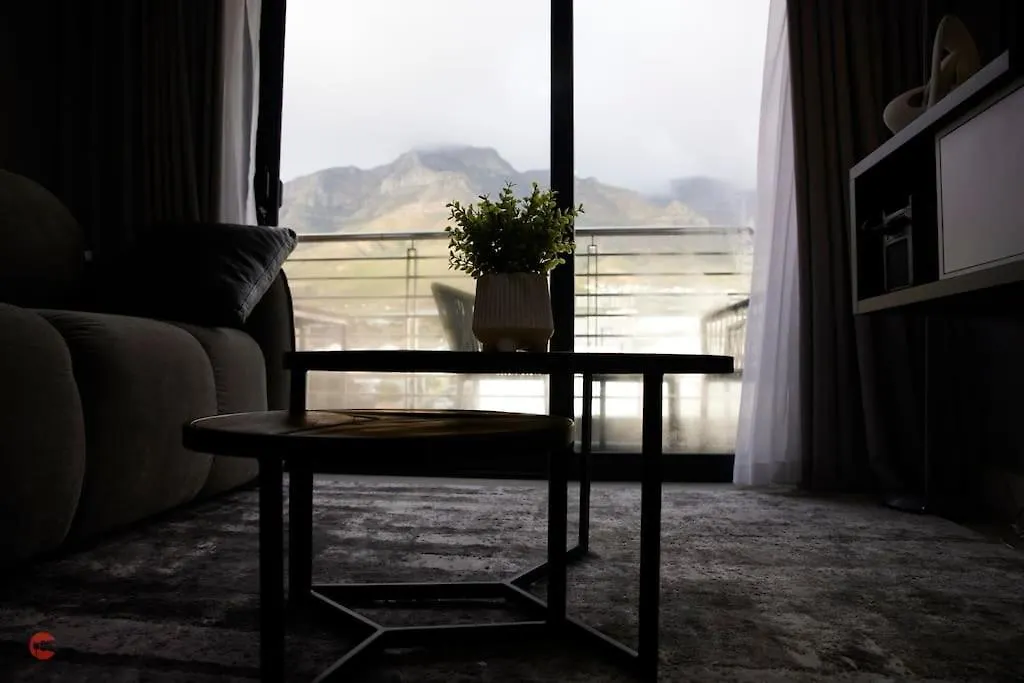 Luxury With Table Mountain View Apartment Cape Town